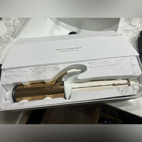 T3 Gold and White Curling Iron - Picture 2 of 7